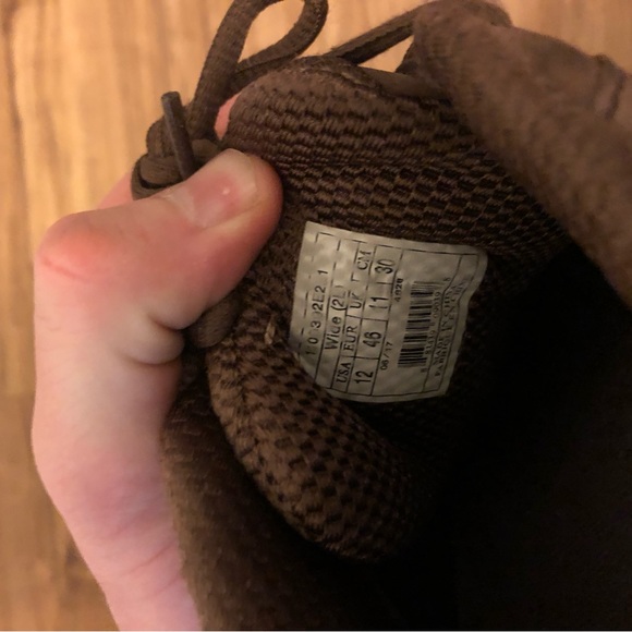 Brooks shoes - Picture 4 of 4